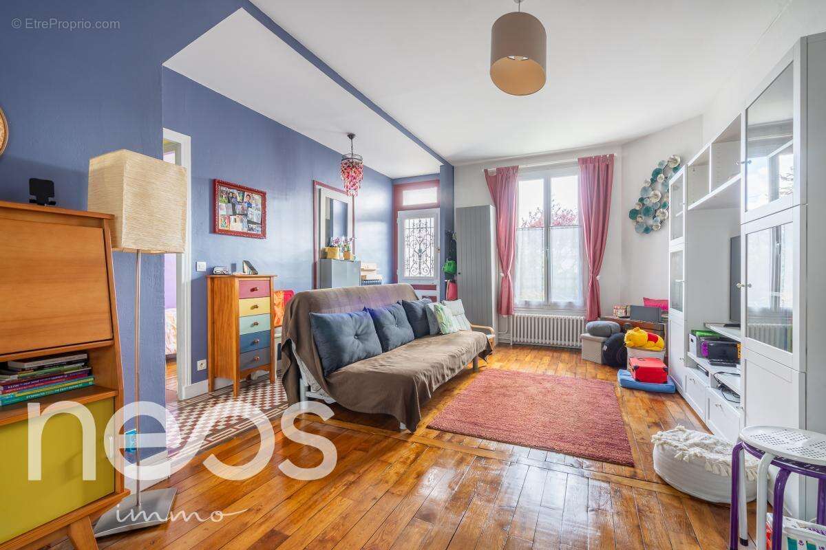 Maison à CHOISY-LE-ROI