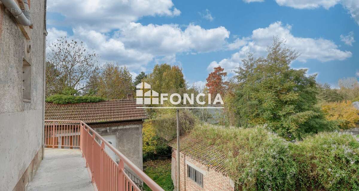 Appartement à CORBEIL-ESSONNES