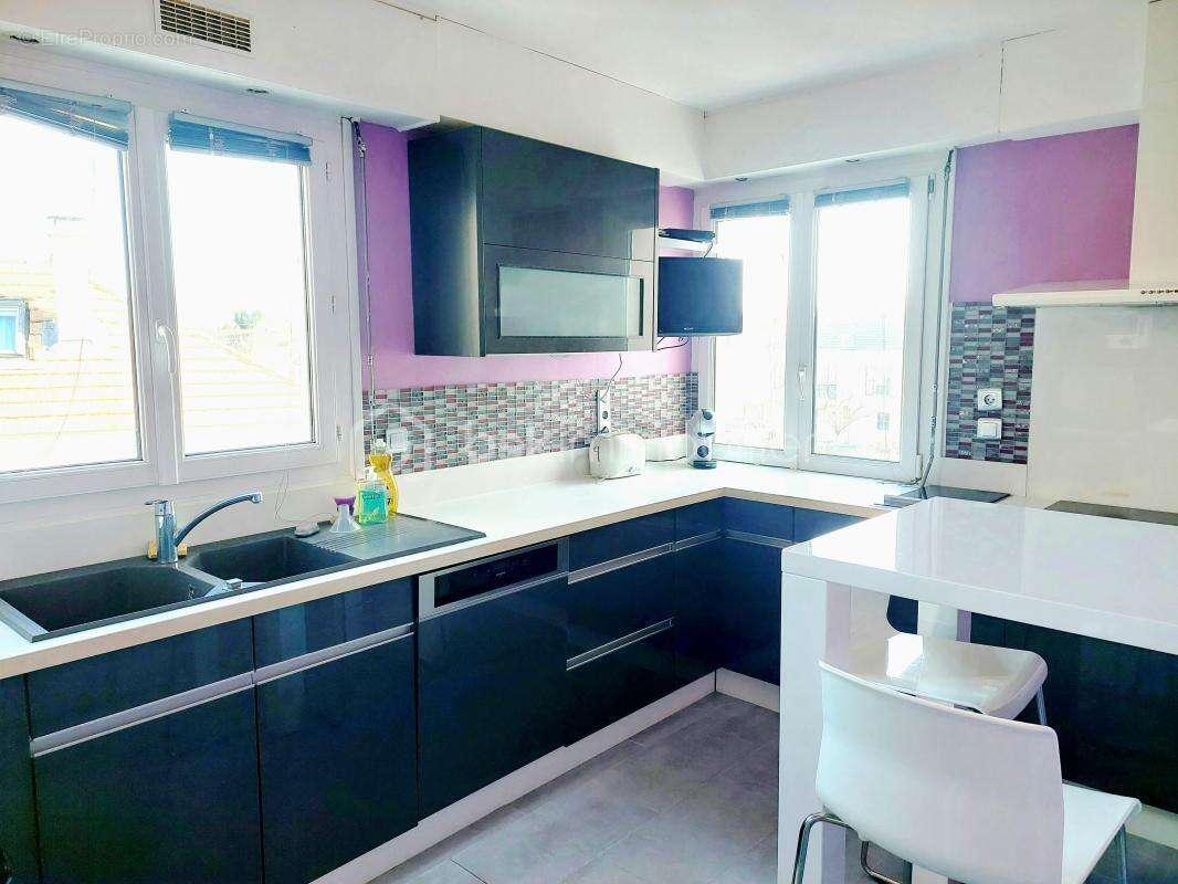 Appartement à RUEIL-MALMAISON