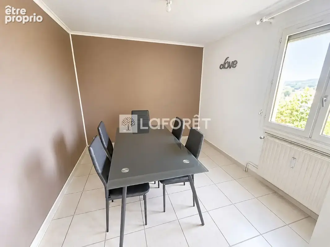 Appartement Bourg-en-bresse 4 pièce(s) 76 m2 - photo 2