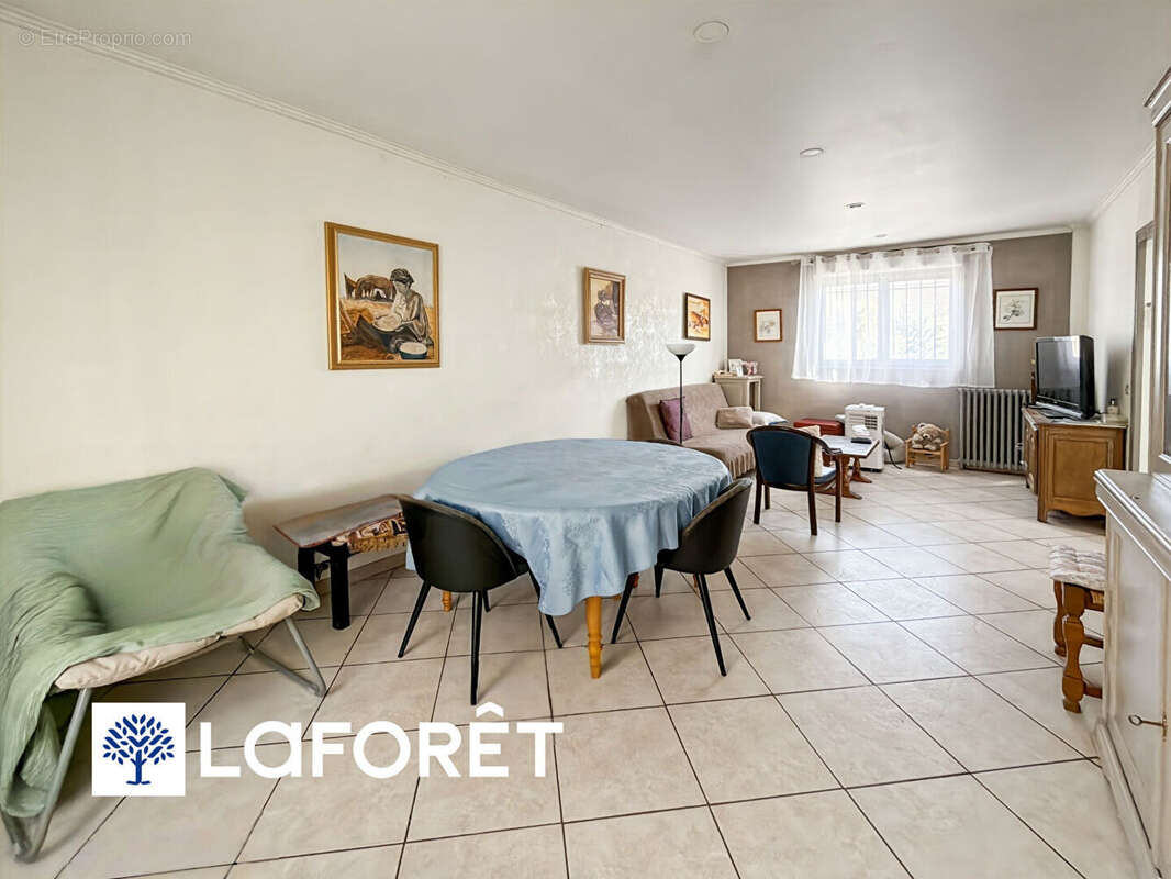 Maison 5 pièces à vendre à Ris Orangis - Réf. 5716 - photo 5