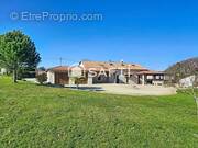 Photo 1 - Maison à NEUVIC