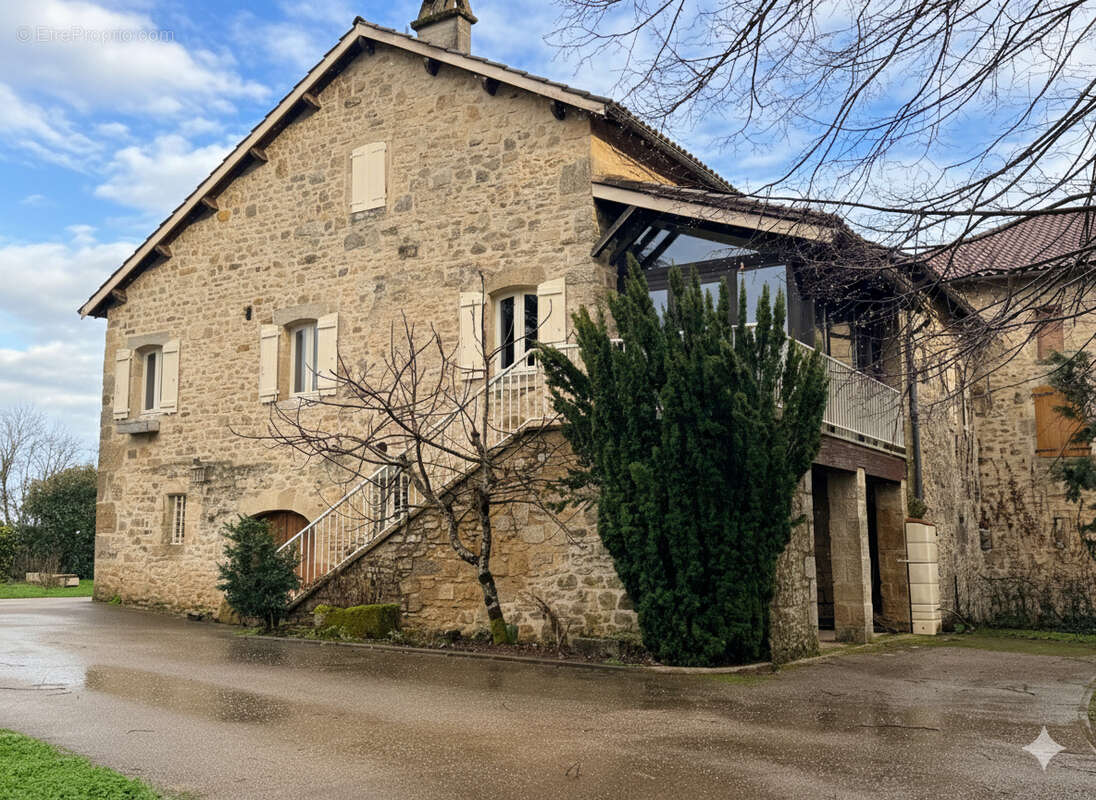 Maison à FIGEAC