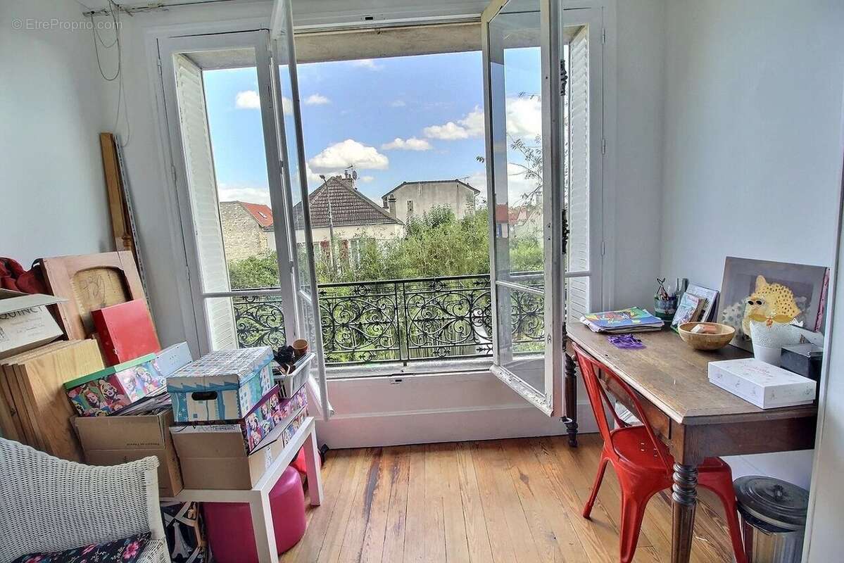 Maison à SAINT-MAUR-DES-FOSSES