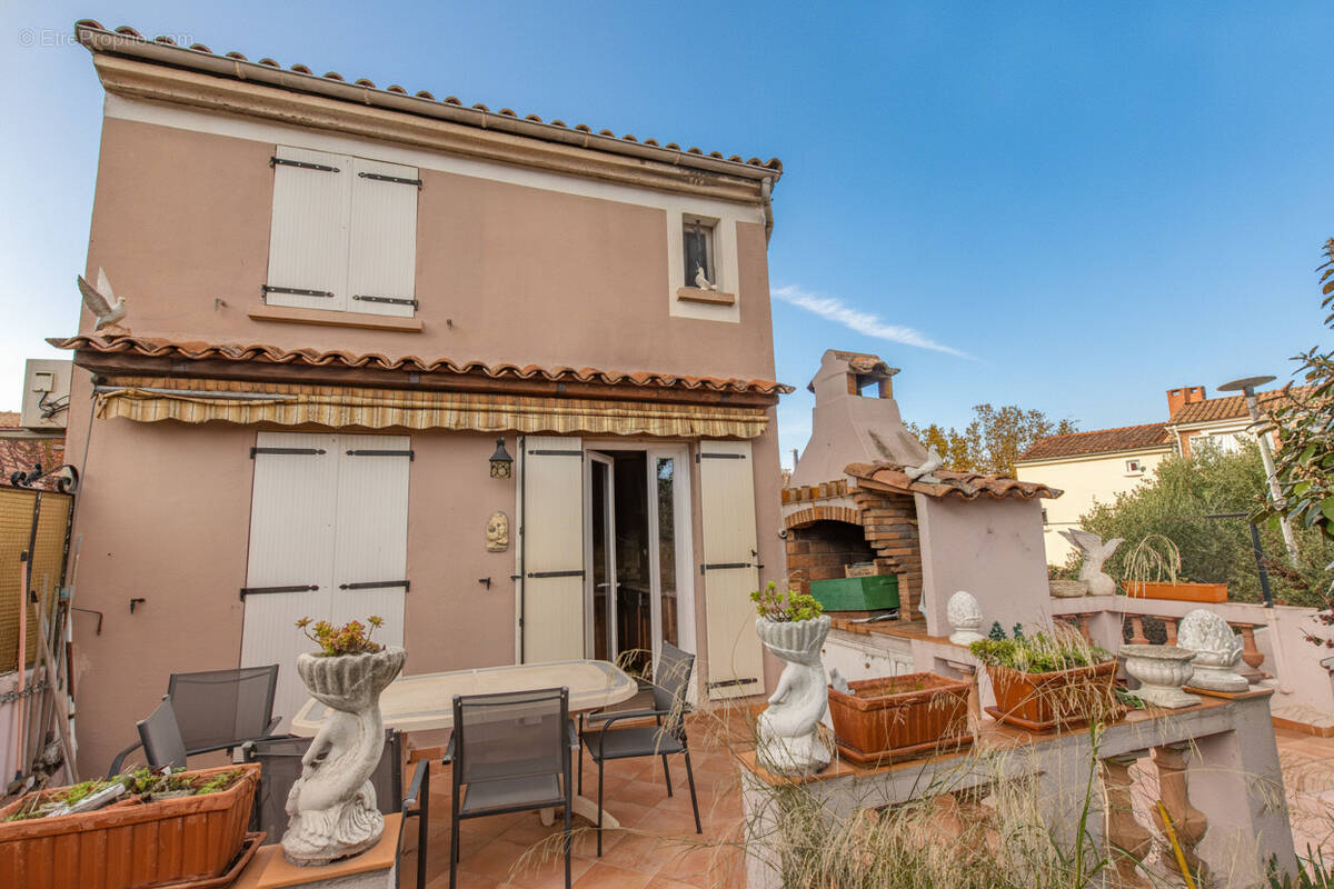 Maison à PUGET-SUR-ARGENS