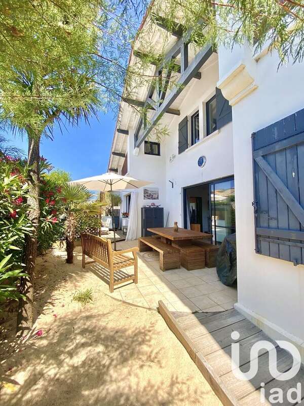 Photo 5 - Maison à SAINT-JULIEN-EN-BORN