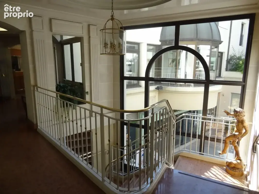 Appartement 1 pièce 31 m² à vendre à Saint-Germain-En-Laye (78100) - photo 4
