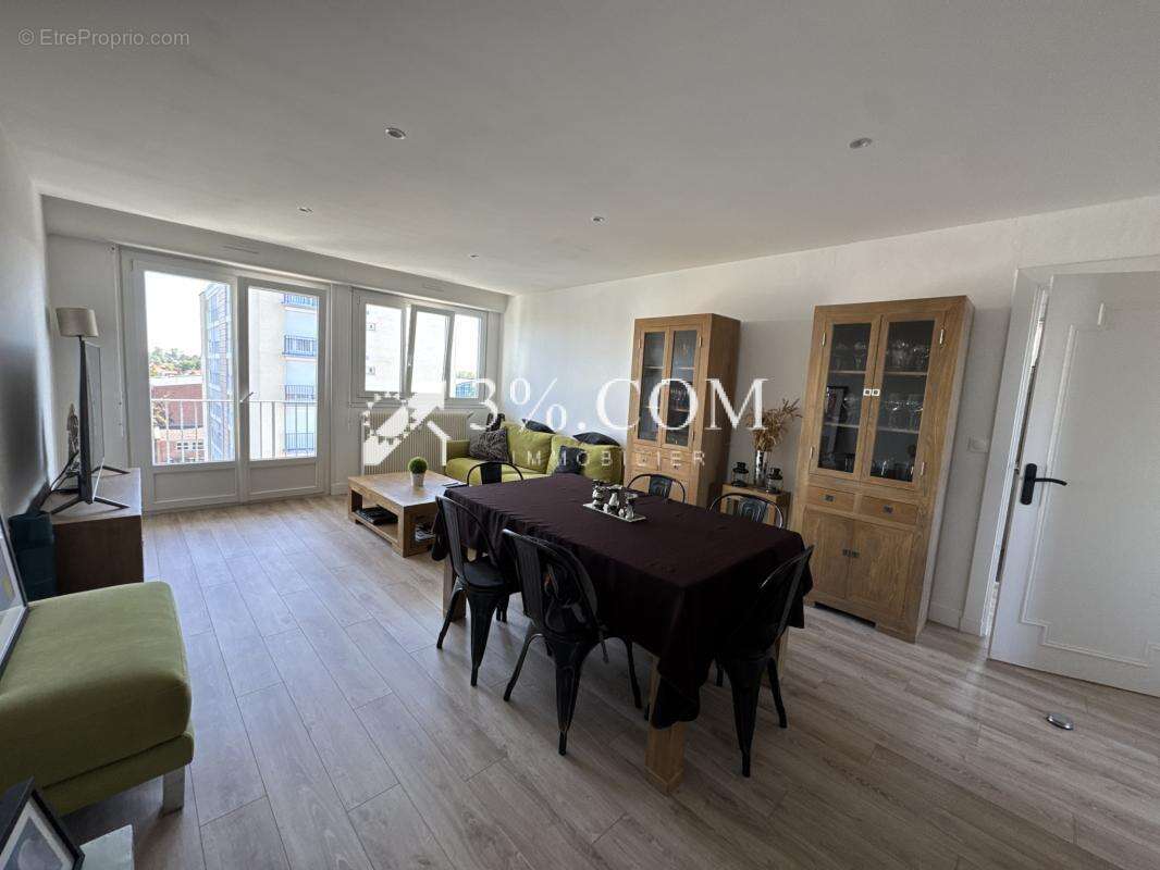 Appartement à VALENCIENNES