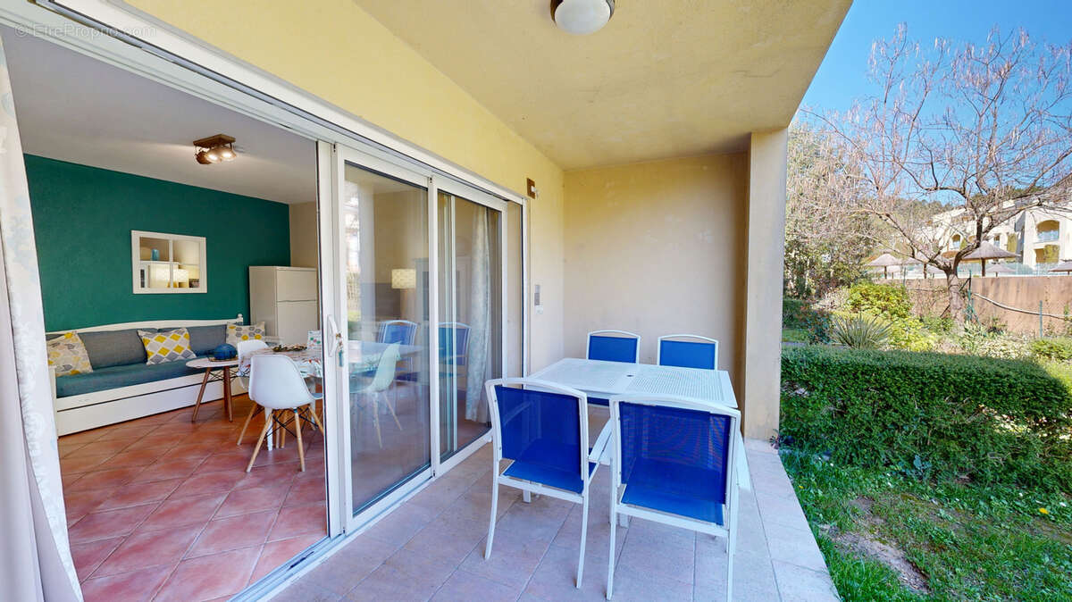 Appartement à GREOUX-LES-BAINS