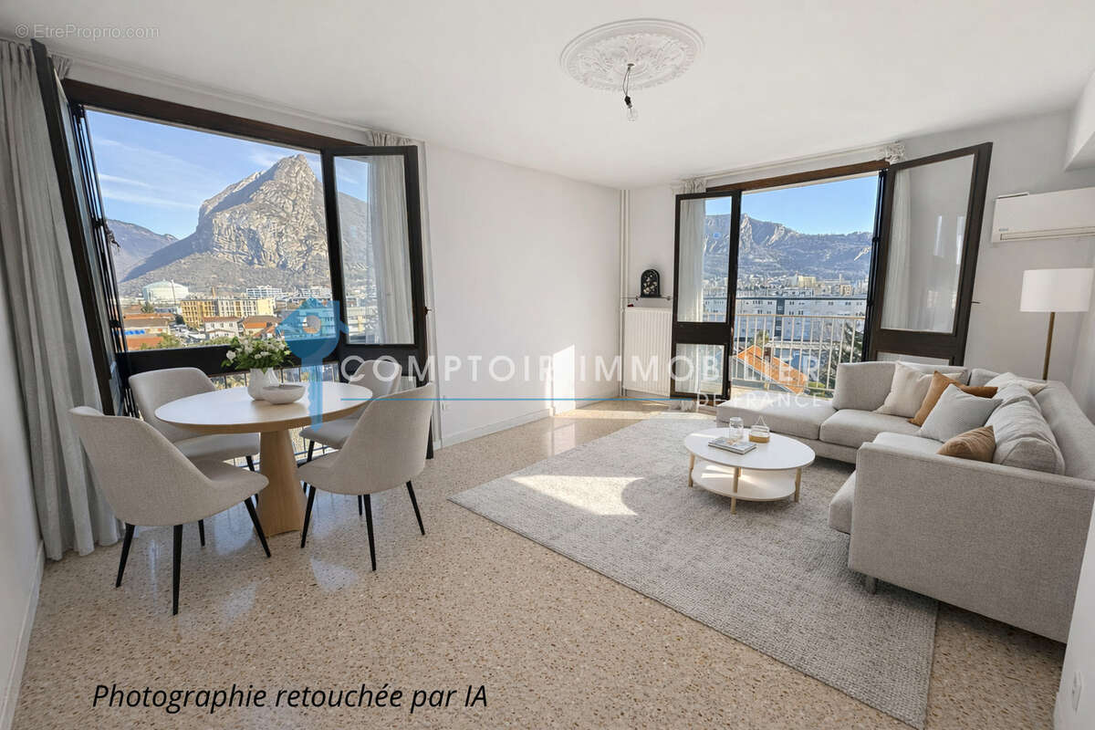 Appartement à FONTAINE
