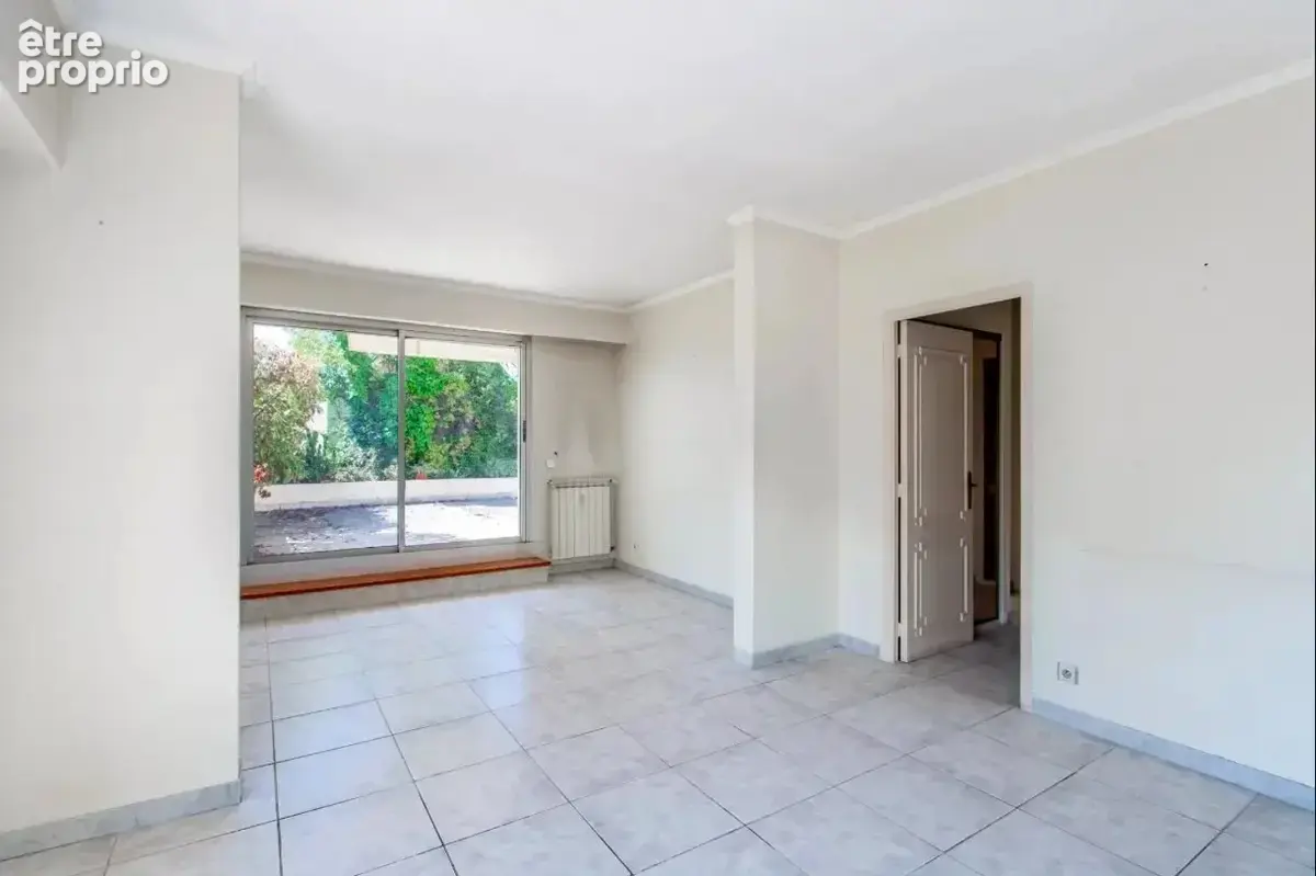 NICE-CIMIEZ-Dernier étage- T4 144m2 -Terrasse 380m2- Garave- cave - photo 15