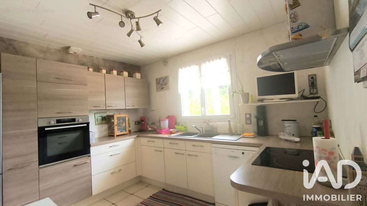 Maison 127 m² à Veyrins-Thuellin  - photo 6