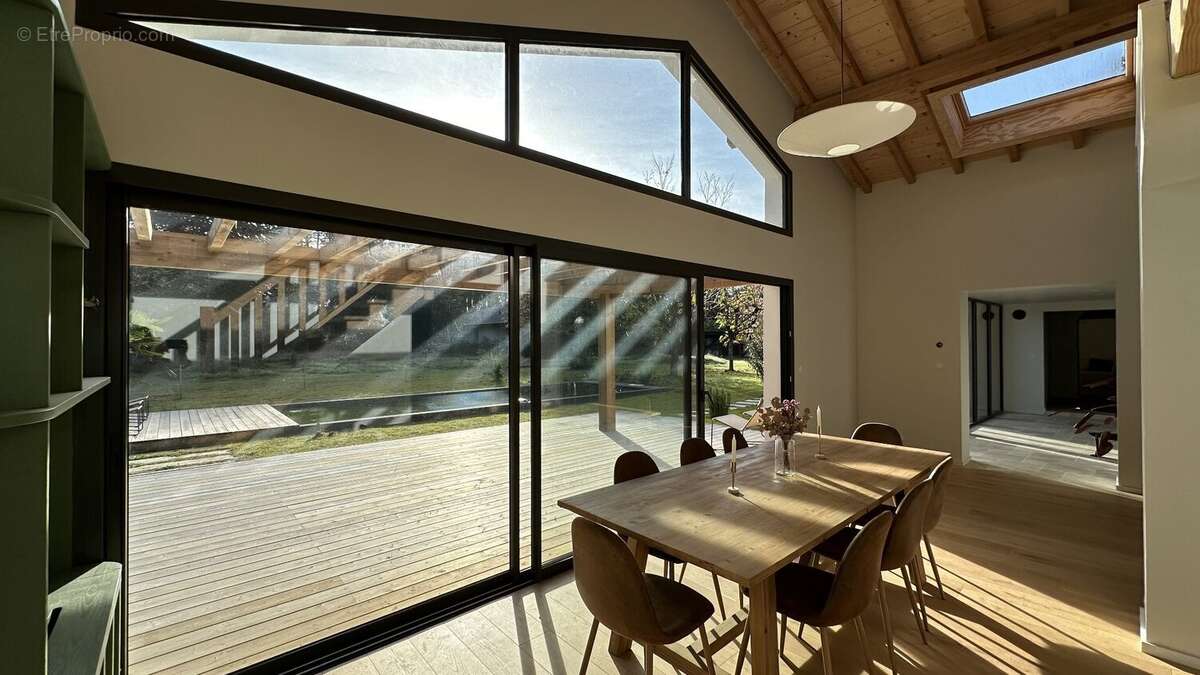 Maison à MOLIETS-ET-MAA