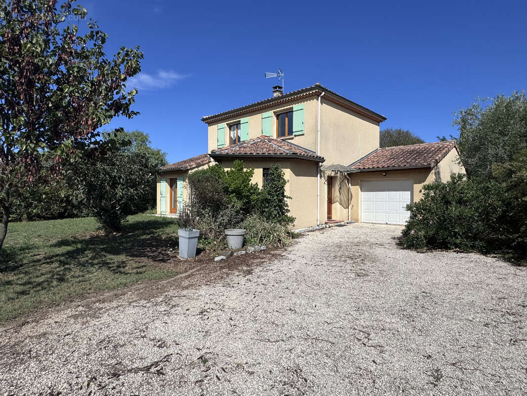 Maison à LA BATIE-ROLLAND