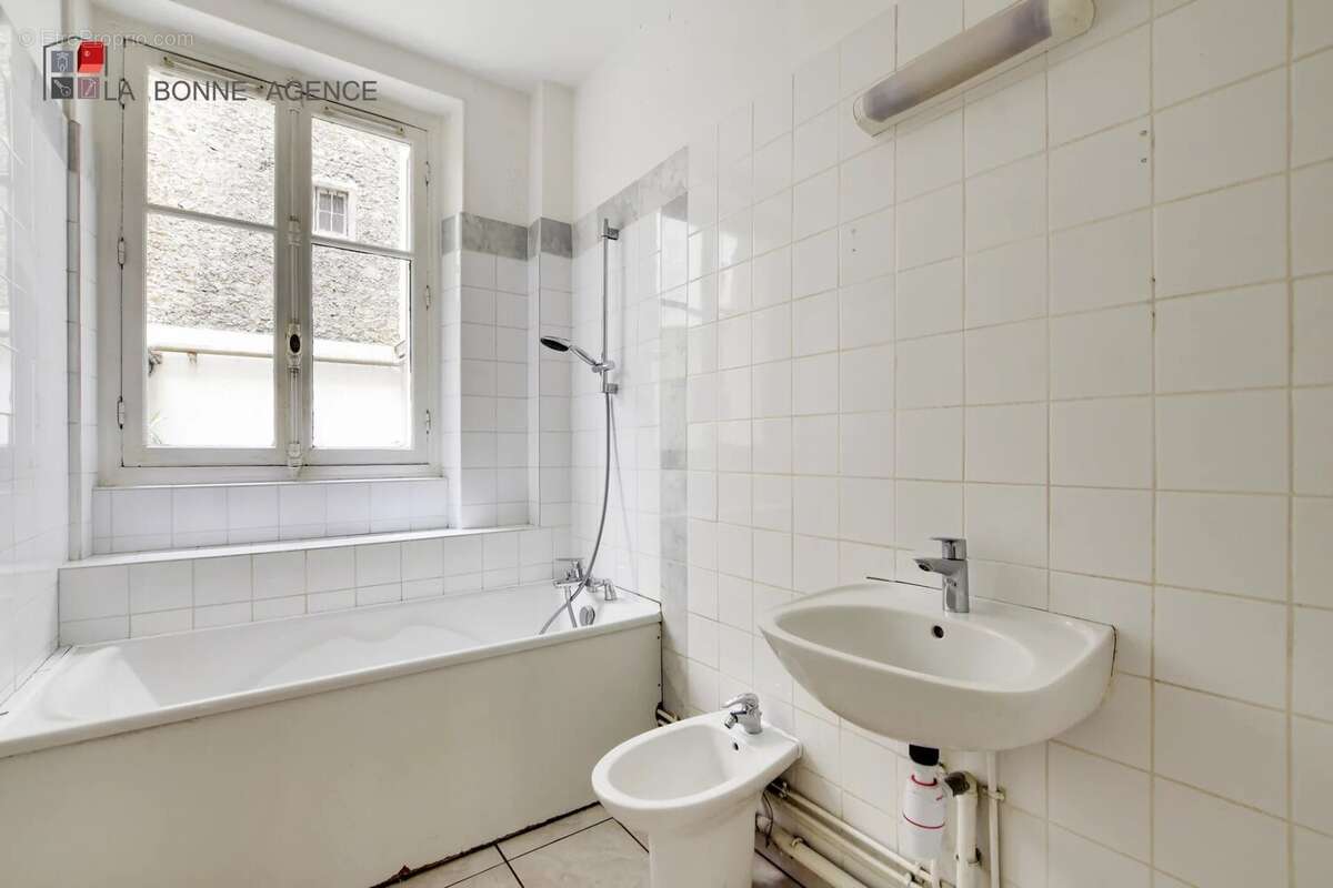 Appartement de caractère de 115 m² – Profession libérale possible – Paris 15ᵉ - photo 7