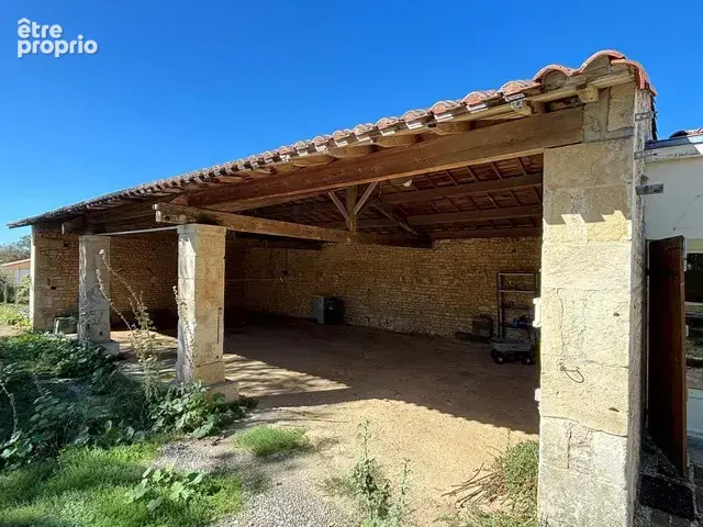 Maison ancienne avec grandes dependances - photo 5