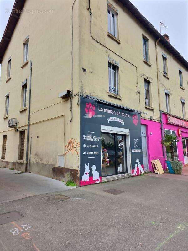 Appartement à DECINES-CHARPIEU