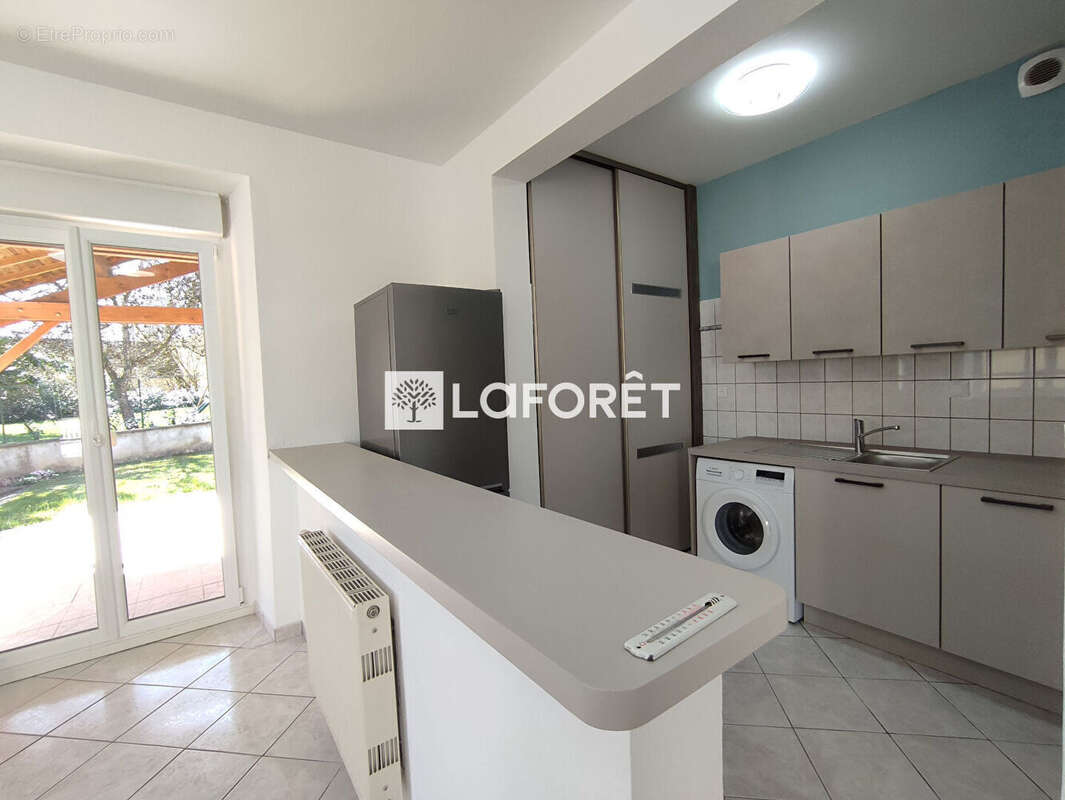 Maison Anjoutey 8 pièce(s)  186m2 loi carrez, - photo 3