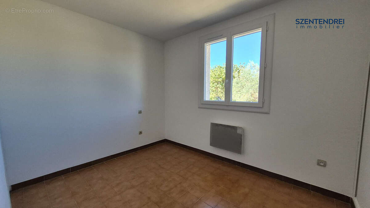 Maison 115 m² à Lunel  - photo 7
