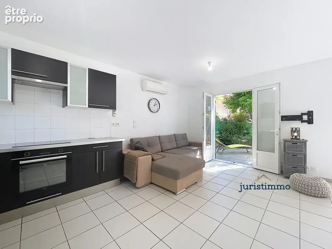 Charmante maison avec 3 chambres, jardin arboré et climatisation. - photo 1