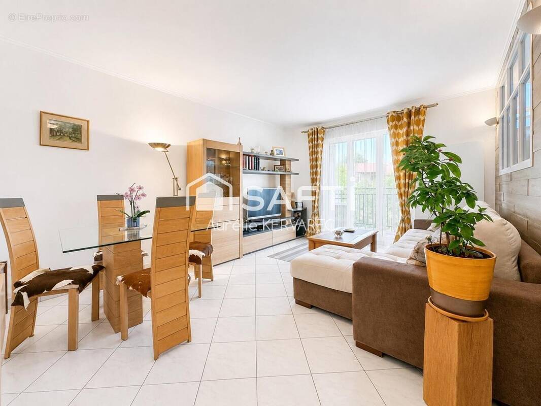 Photo 1 - Appartement à CLAYE-SOUILLY