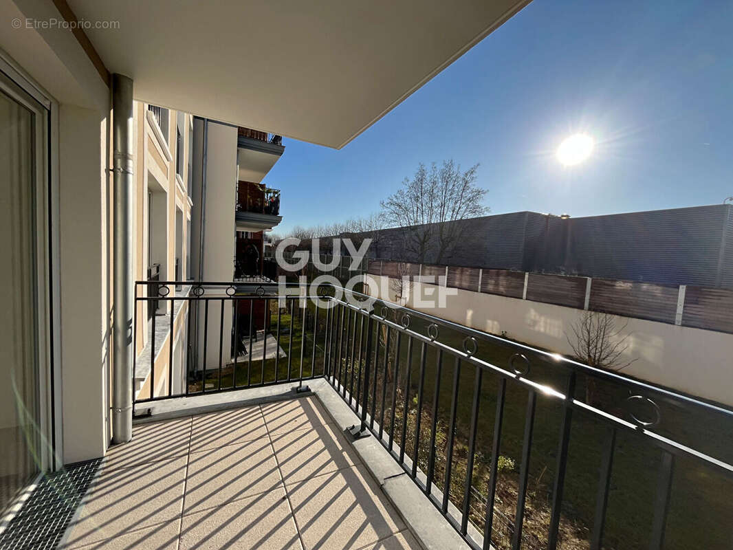 Appartement à LE BLANC-MESNIL