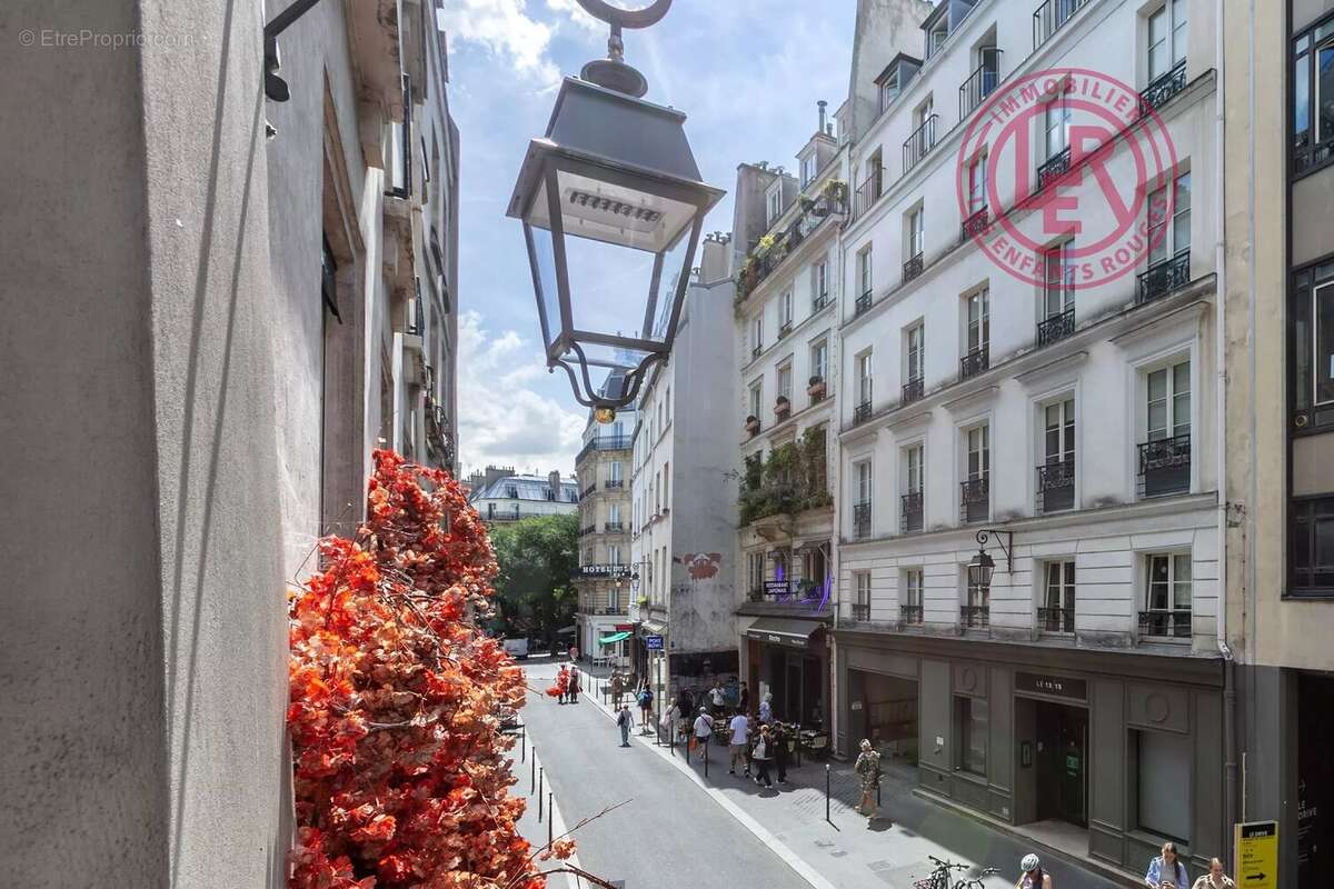 Appartement à PARIS-4E