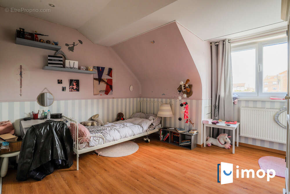 Maison à LYS-LEZ-LANNOY