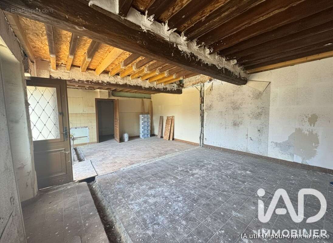 Maison 75 m² à Villeneuve-Sur-Yonne  - photo 3