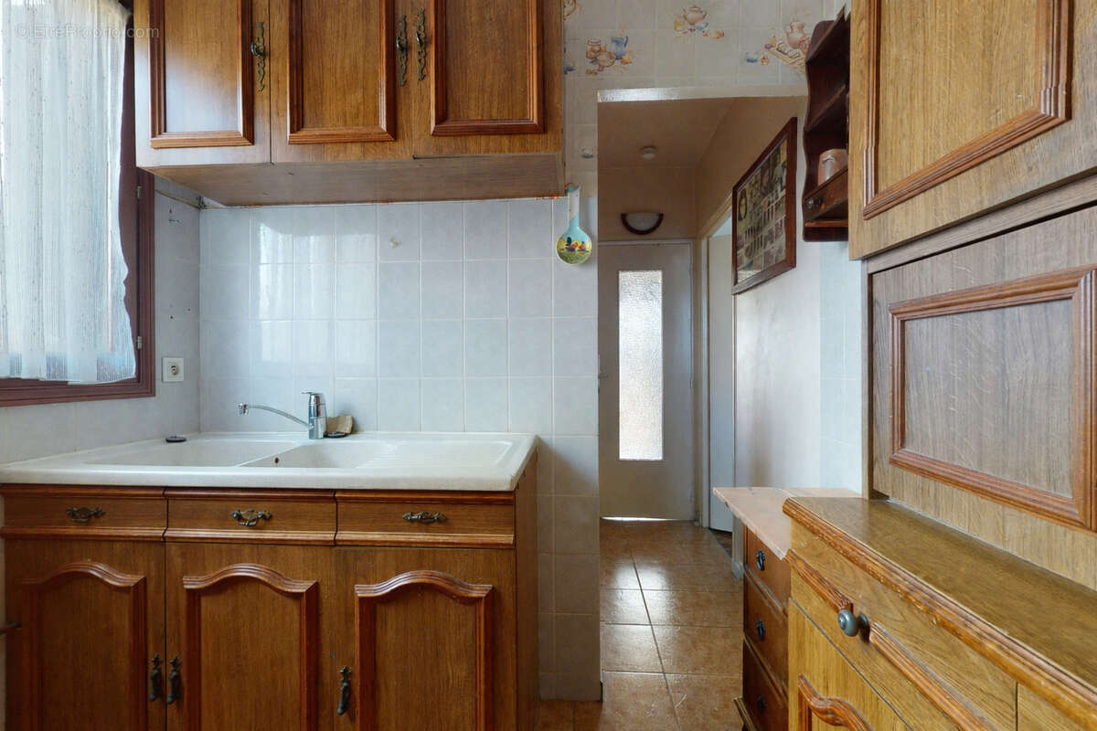 Appartement à SARTROUVILLE