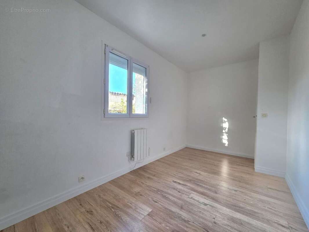 Photo 6 - Maison à MONTENDRE