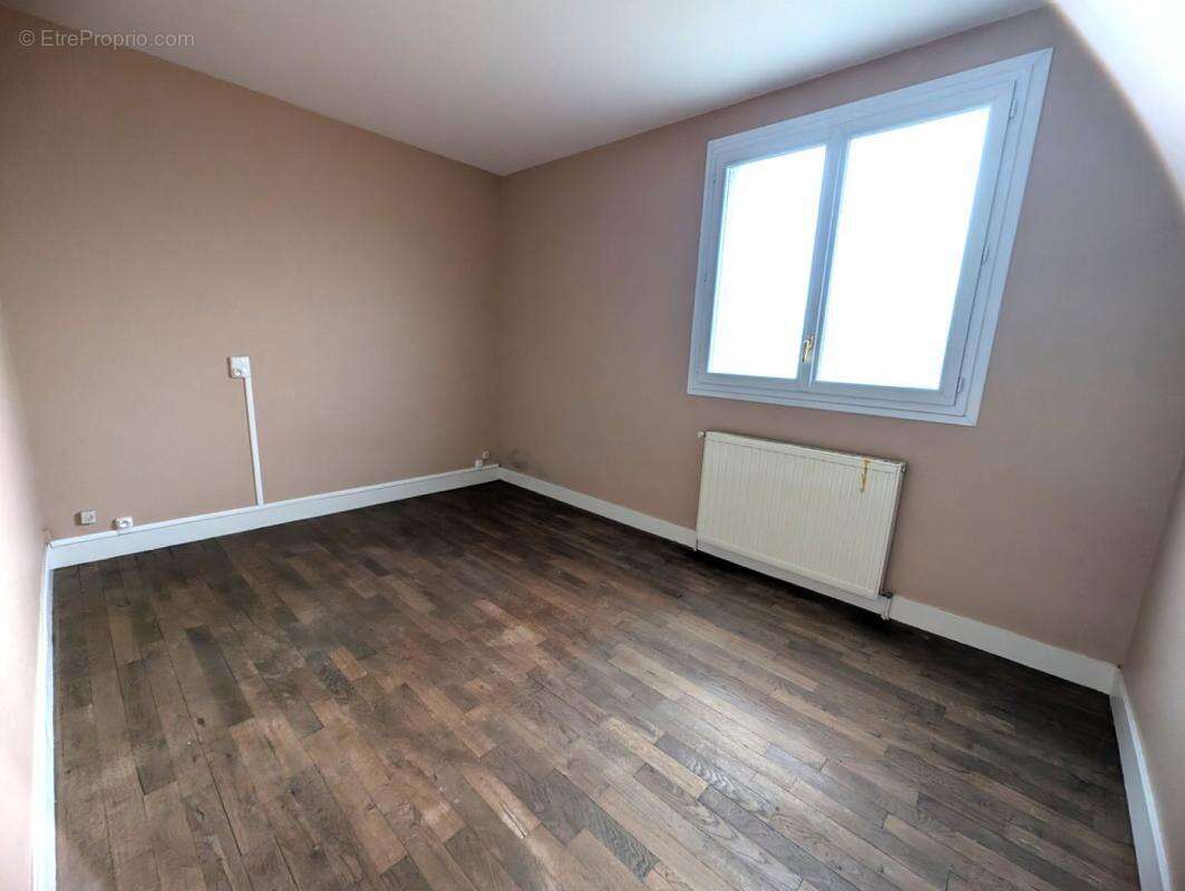 Maison 195 m² à Marcigny  - photo 4