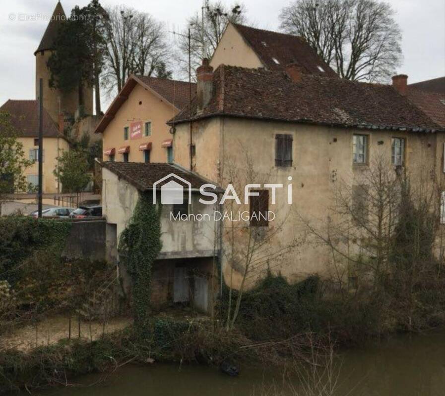 Photo 1 - Maison à CHAROLLES