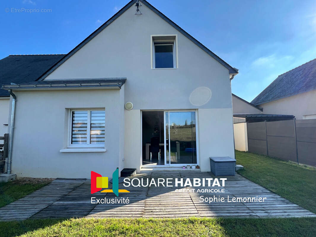 Maison à LA MEMBROLLE-SUR-LONGUENEE