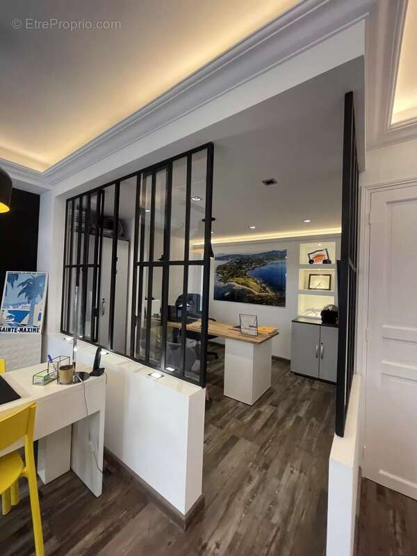 Commerce à SAINTE-MAXIME