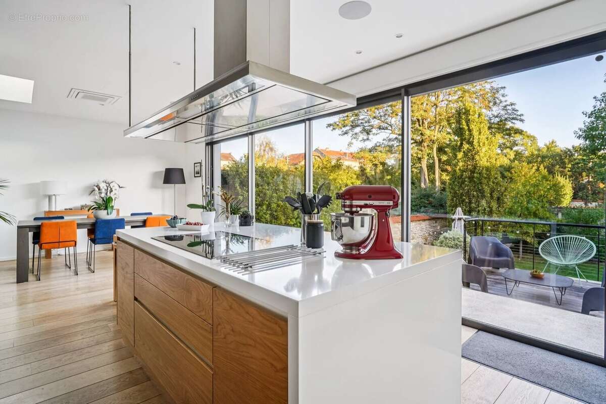 Maison à SAINT-MAUR-DES-FOSSES