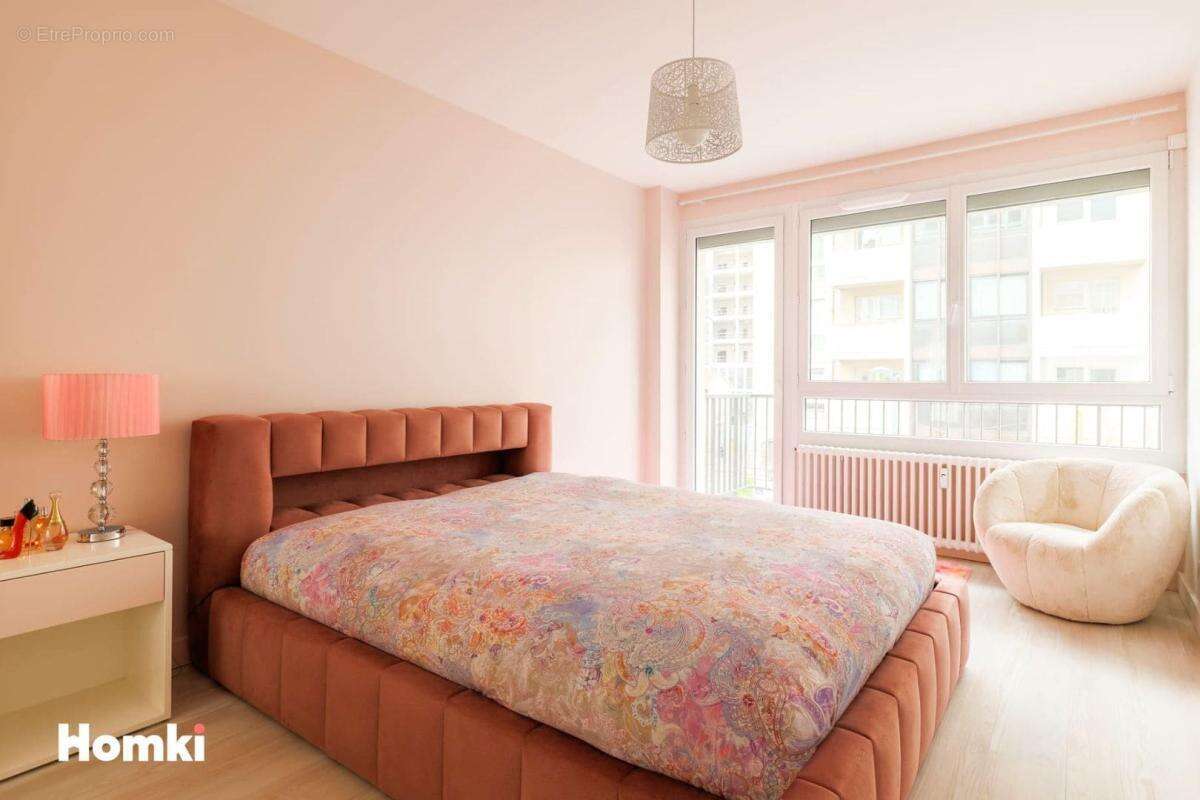 Appartement à LYON-6E