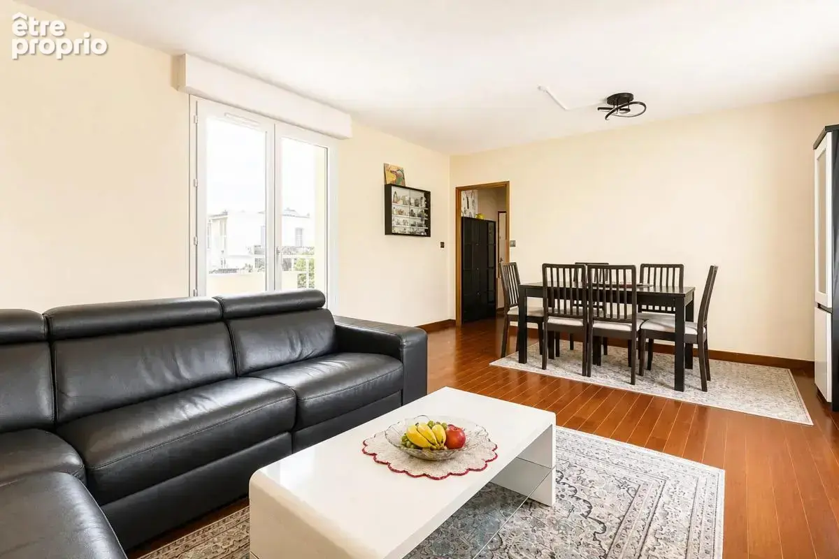 Appartement T4 / 2 chambres / Grand séjour / Quartier Plaisance - photo 12