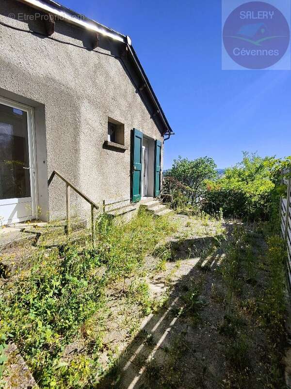 Maison de plain-pied à rénover - photo 9