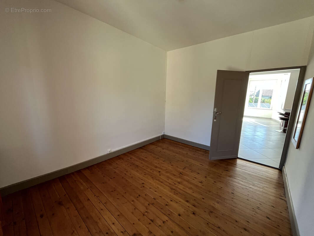 Maison à LEZIGNAN-CORBIERES