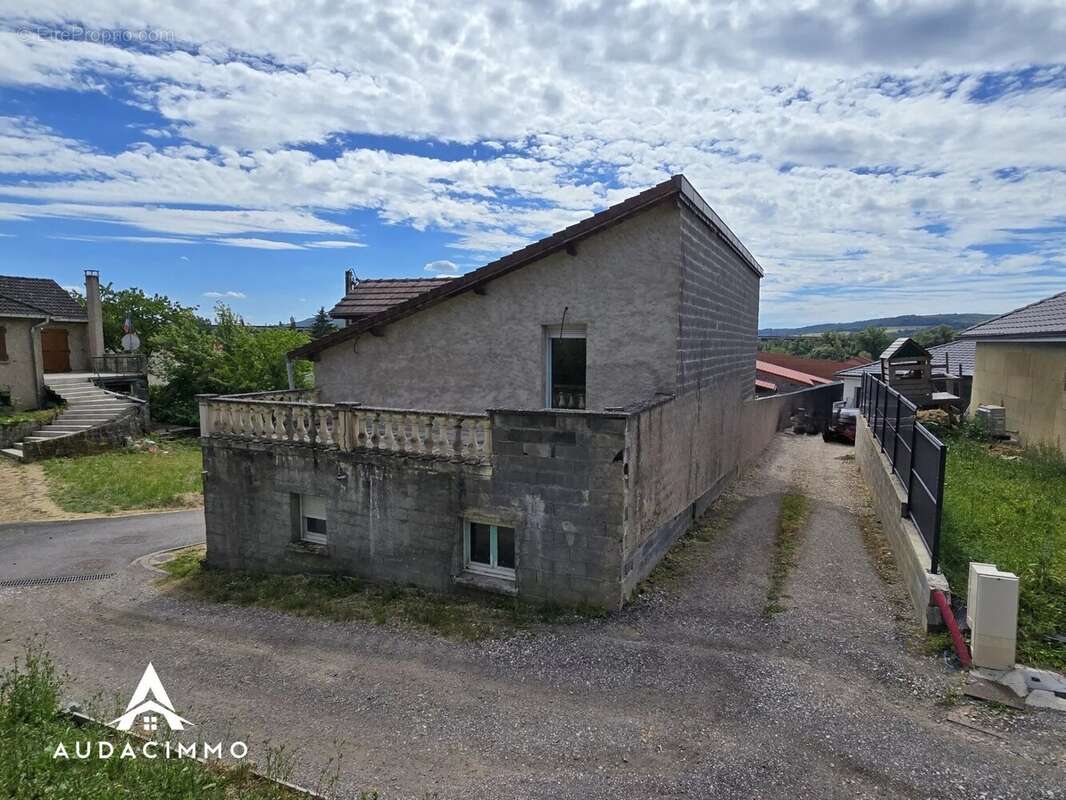 Maison à CHAMPEY-SUR-MOSELLE