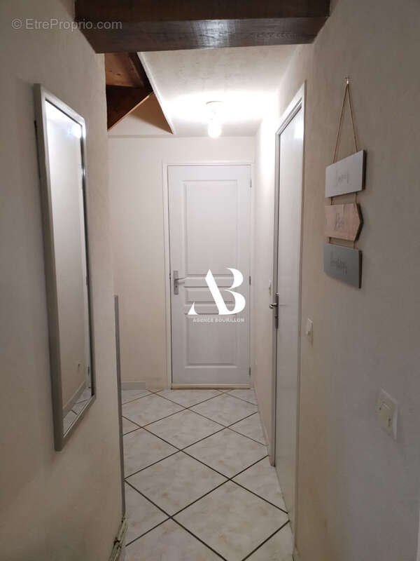 Maison à LAVAL-EN-BRIE