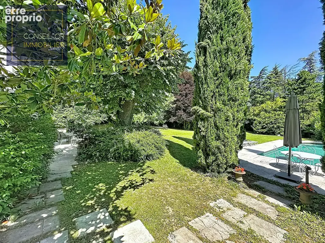 Maison Irigny 9 pièce(s) 400 m2 - photo 21