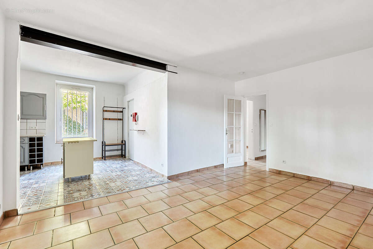 Appartement à SAINT-CANNAT