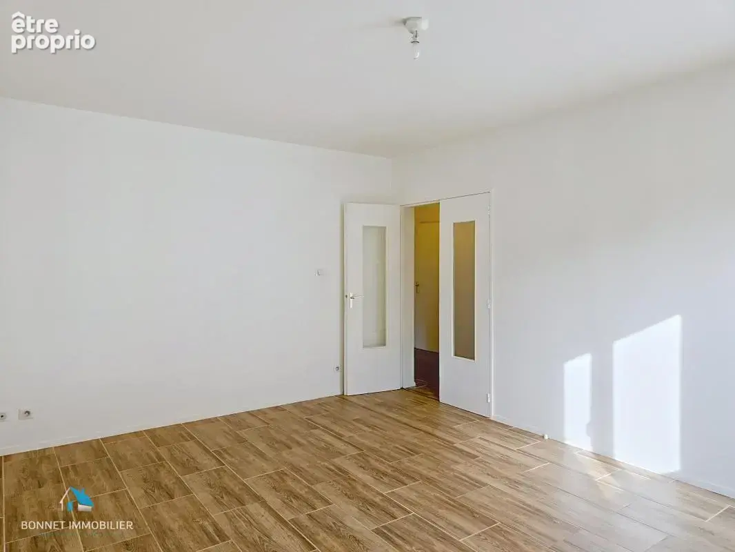 Appartement T3 - 2 chambres - 70 m² - photo 5