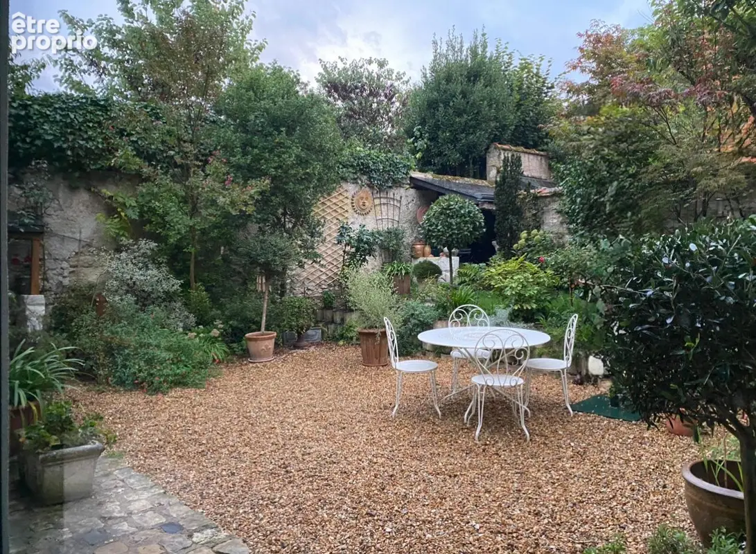 Maison 330 m² à Amboise  - photo 16