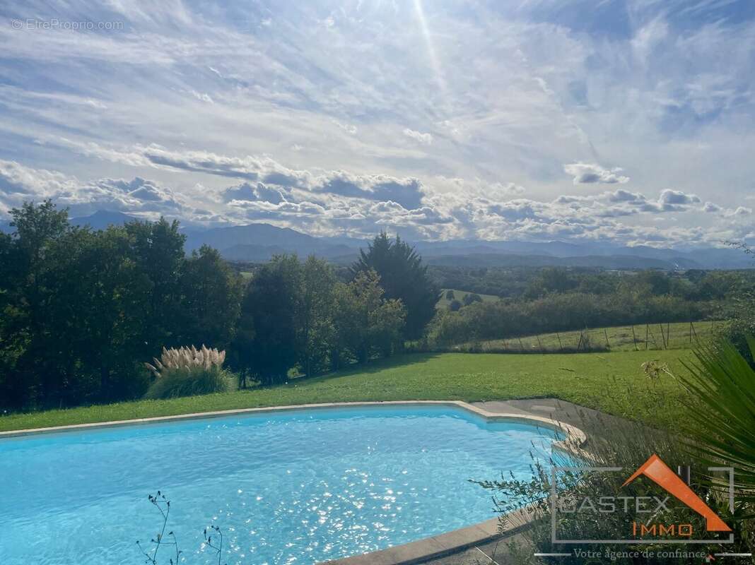 Maison à SAINT-MEDARD