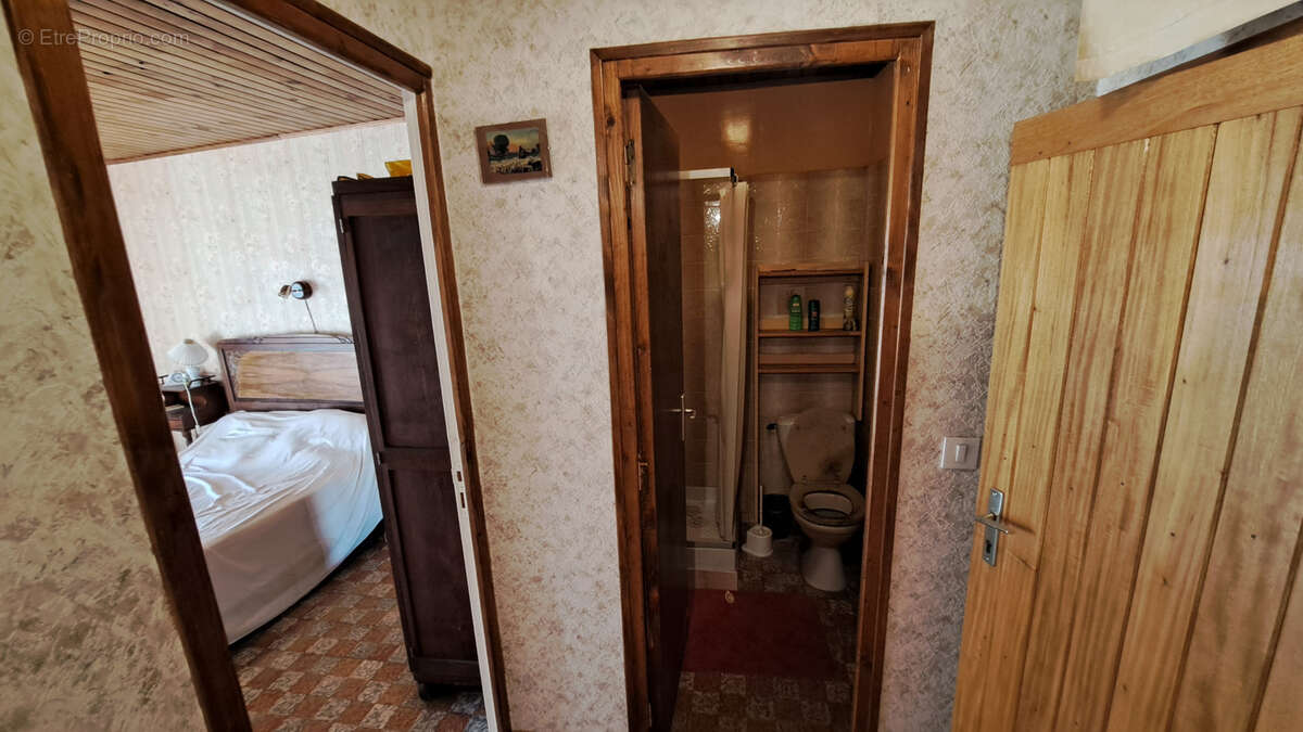 Appartement à SAINT-BAUZILLE-DE-PUTOIS