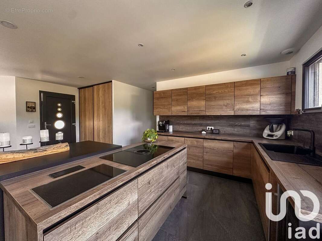 Photo 2 - Maison à LA CROISILLE