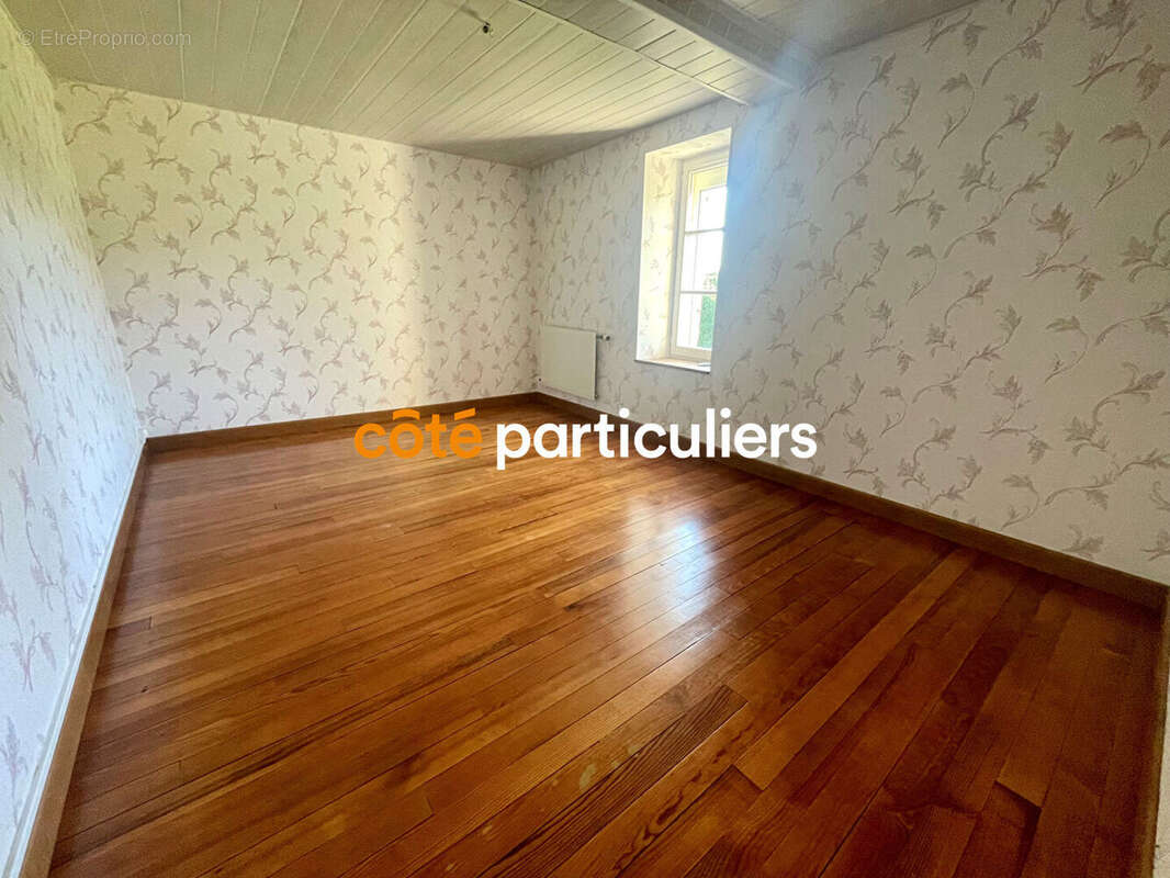 Maison à GRAINVILLE-SUR-ODON